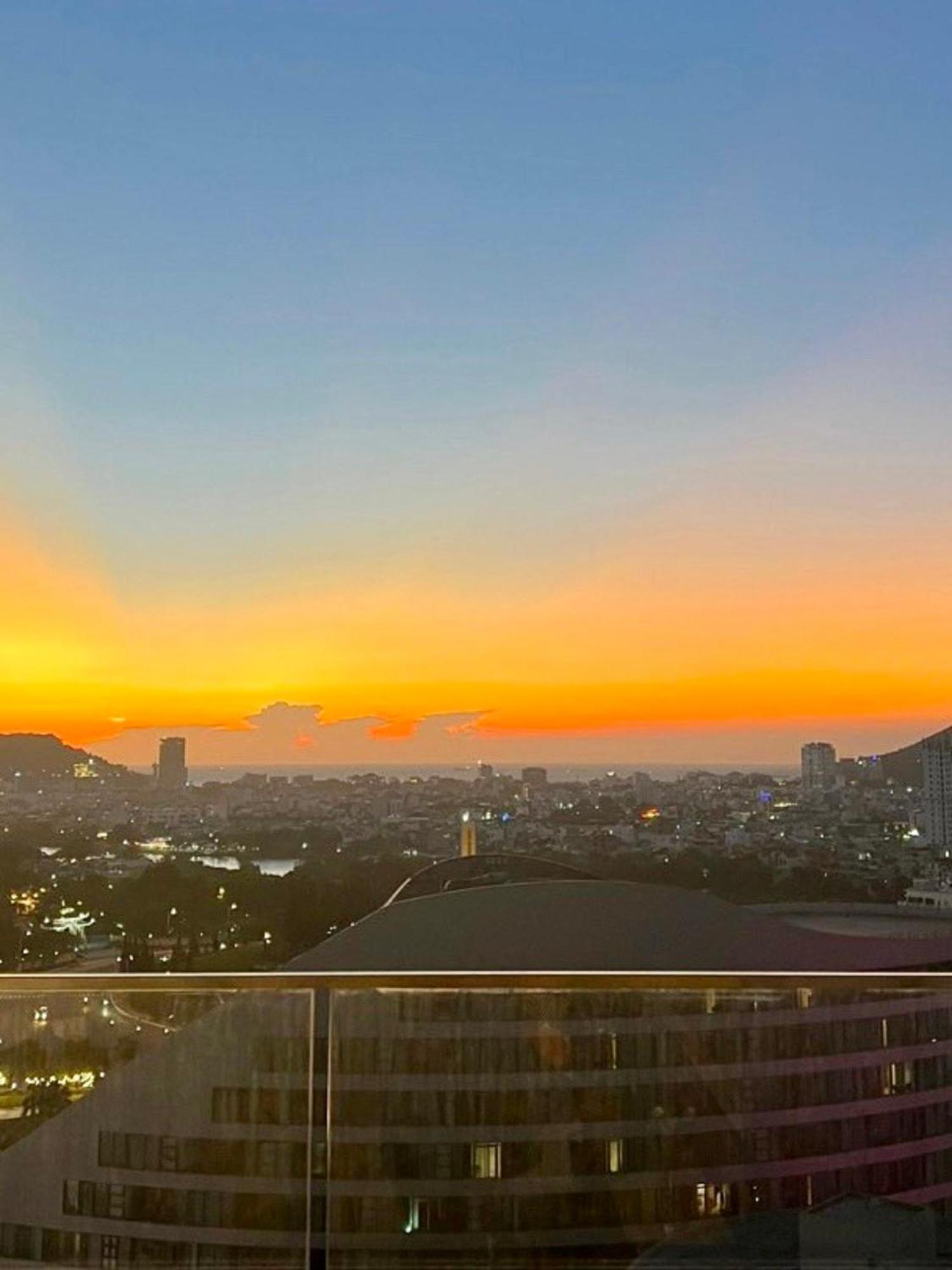 Sophia - The Song * Vung Tau